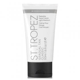 St Tropez Everyday Moisturiser for Face - Light/Medium